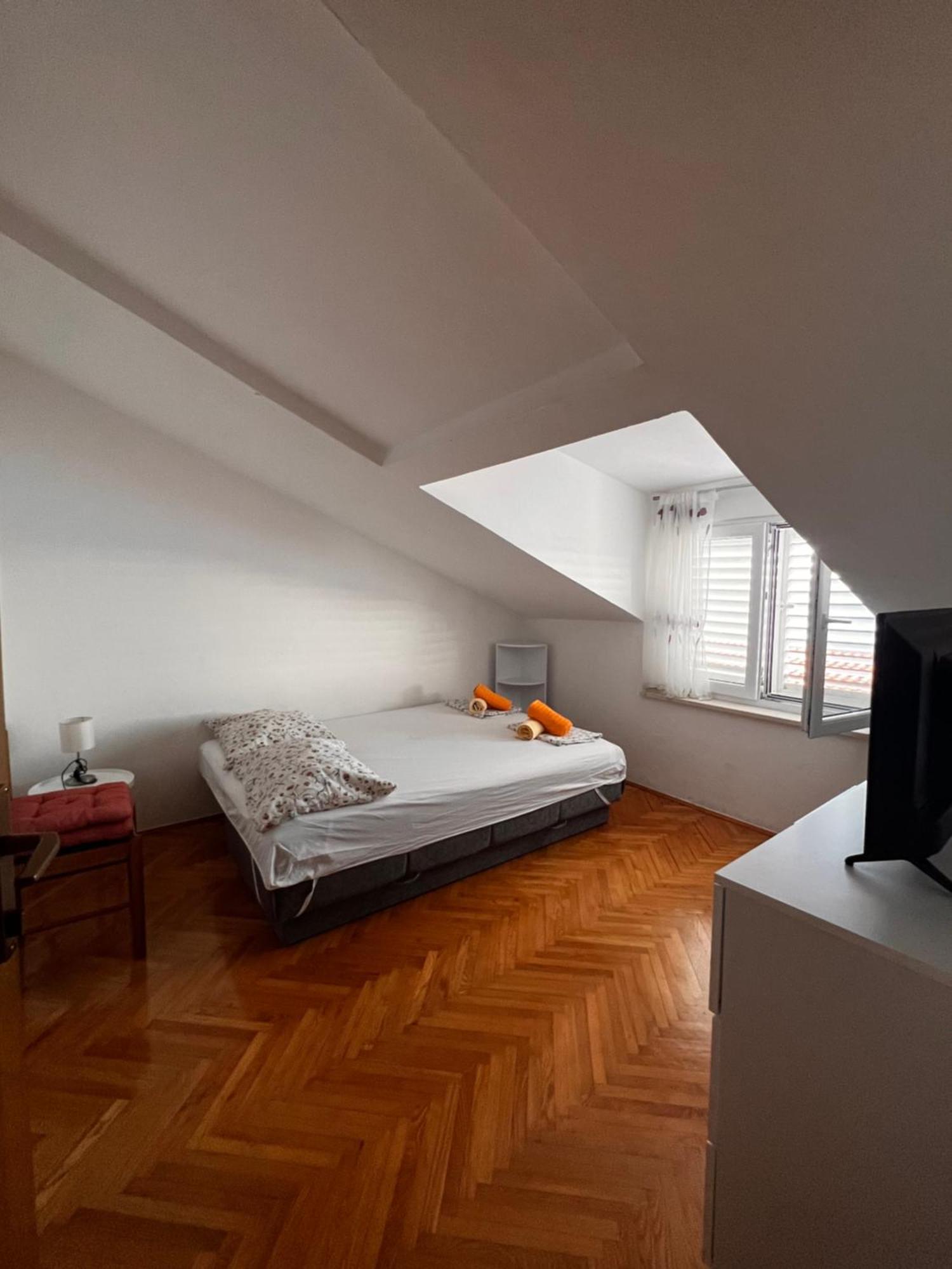 Apartments Paulina Trogir Exterior photo